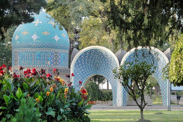 آرامگاه عطار نیشابوری