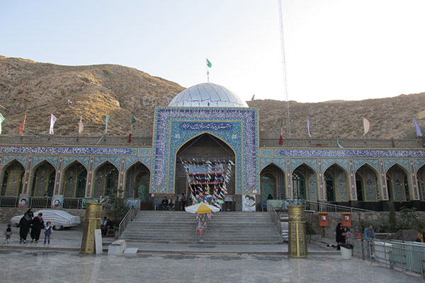 آرامگاه خواجه مراد