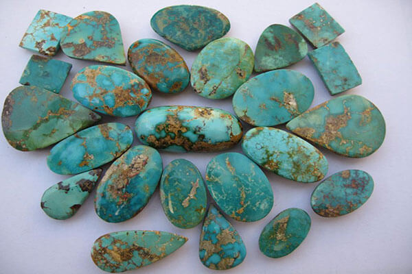 فیروزه نیشابور