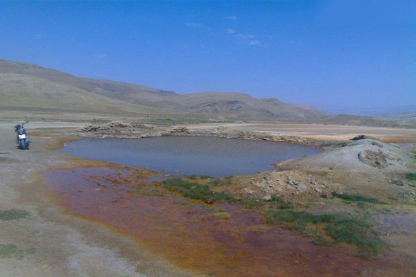 چشمه کارگه قشم