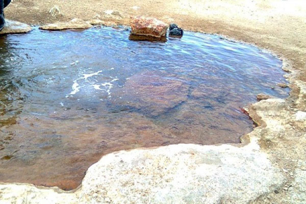 چشمه گوری قشم