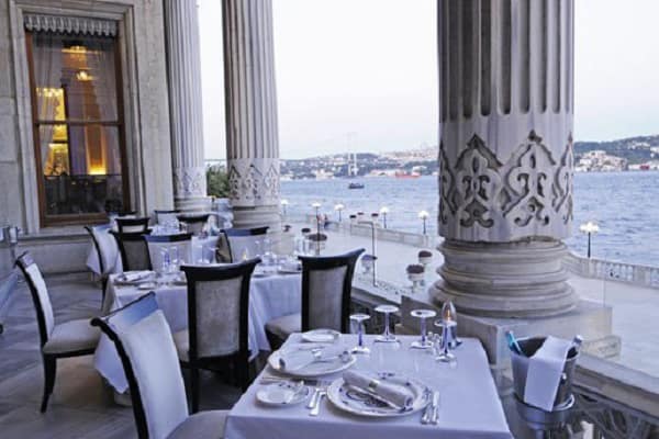 رستوران توگرا