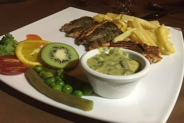 منوی رستوران کوه نور کیش