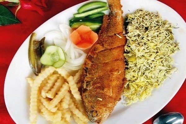 غذاهای دریایی رستوران عمو اکبر