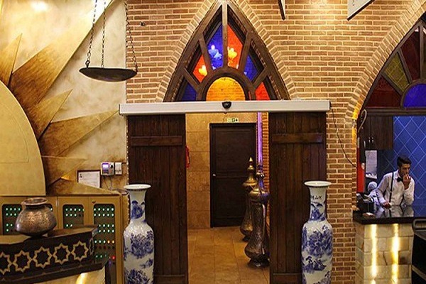 رستوران سنتی بابا قدرت کیش