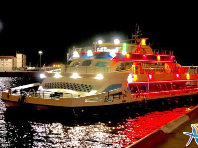 کشتی تفریحی کیش