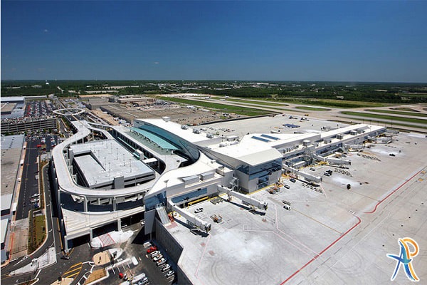 فرودگاه هاتسفیلد